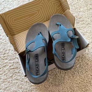 NWT Albion Sandals